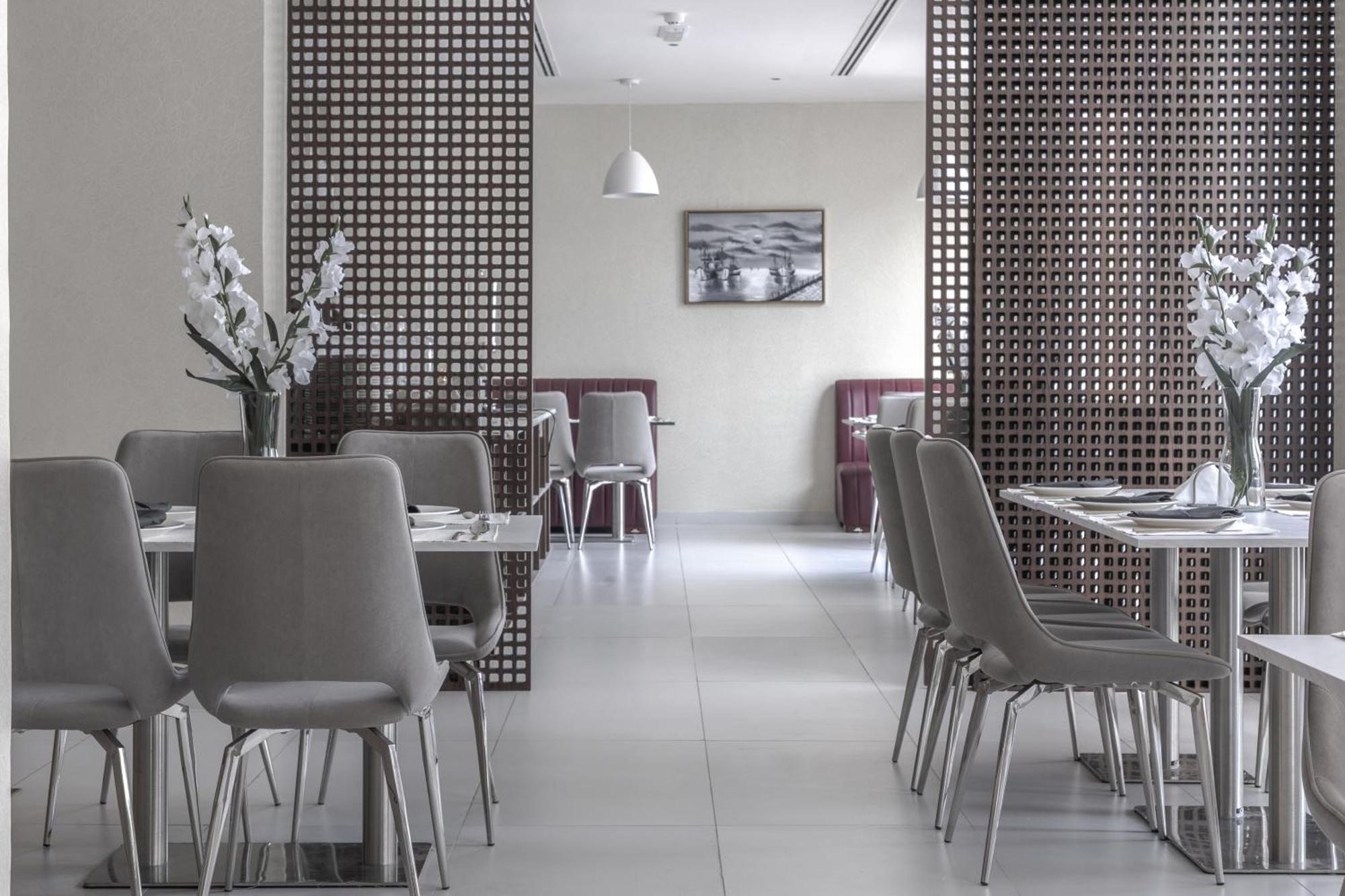 Jarzez Hotel Apartments Al Hail Seeb Exterior photo